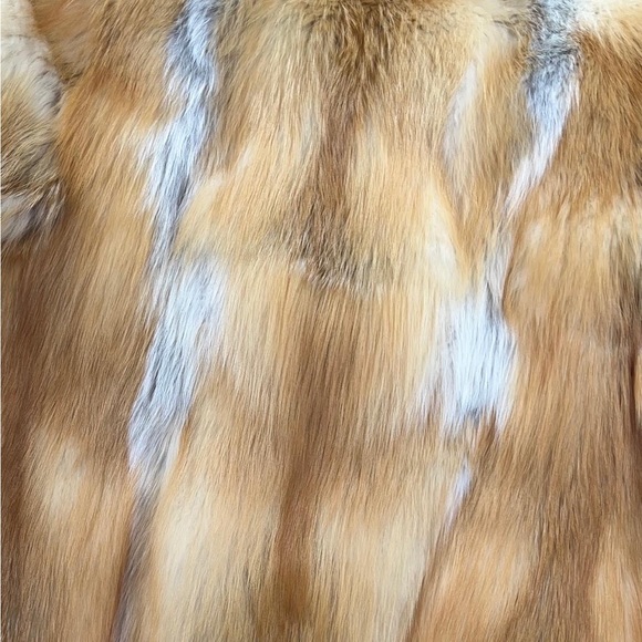Women's Canadian Natural Red Fox Jacket - Vintage and Never worn. - Picture 3 of 3